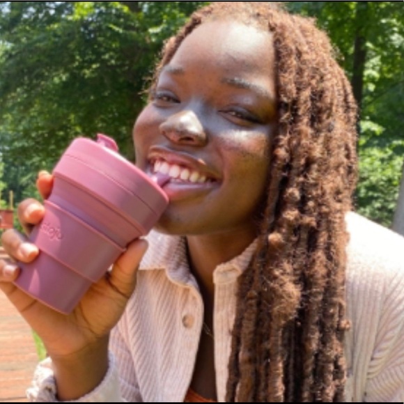 Collapsible Cup with Reusable Straws - Picture 6 of 10